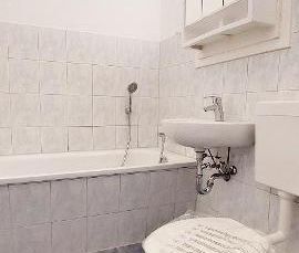 2 Zimmer, Balkon frisch saniert - Foto 6