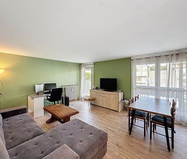 Appartement à louer - ÉPERNAY - Appartement 3 pièces avec balcon - Photo 1