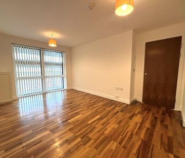 2 bedroom flat to rent - Photo 6