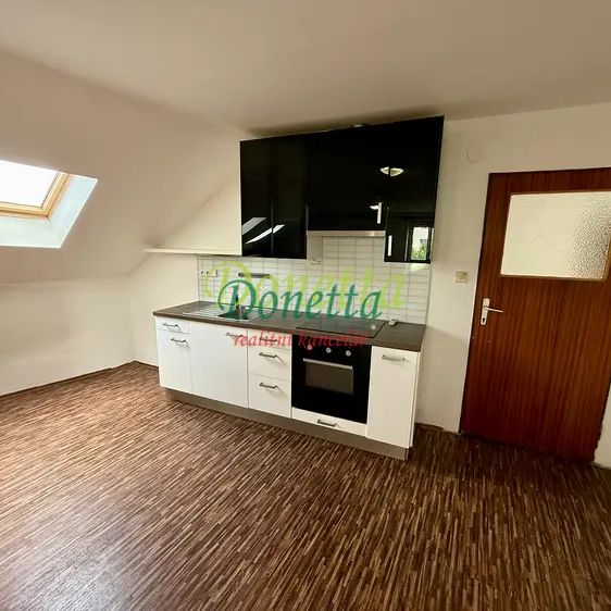 Pronájem bytu 2+kk, nezařízený, 85 m - Photo 1
