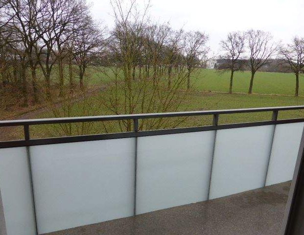 Super schicke 1,5 Zi.Whg. mit Balkon in Norderstedt-Glashütte in Niedrigenergiehaus zu vermieten !! - Photo 1