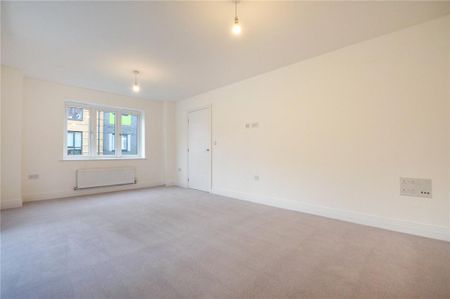 3 bedroom detached house to rent - Photo 2