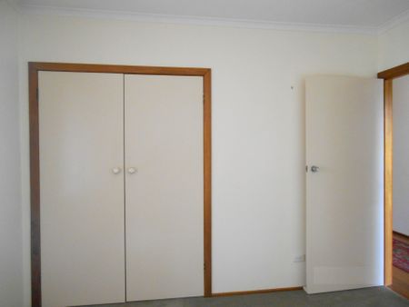 Perfect Position!! - Photo 2