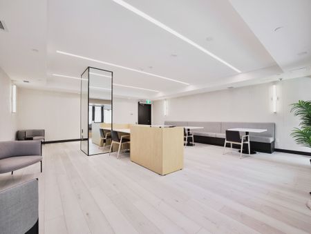 For Lease - 215 Lakeshore Road Unit# 429, Mississauga, Ontario - Photo 3