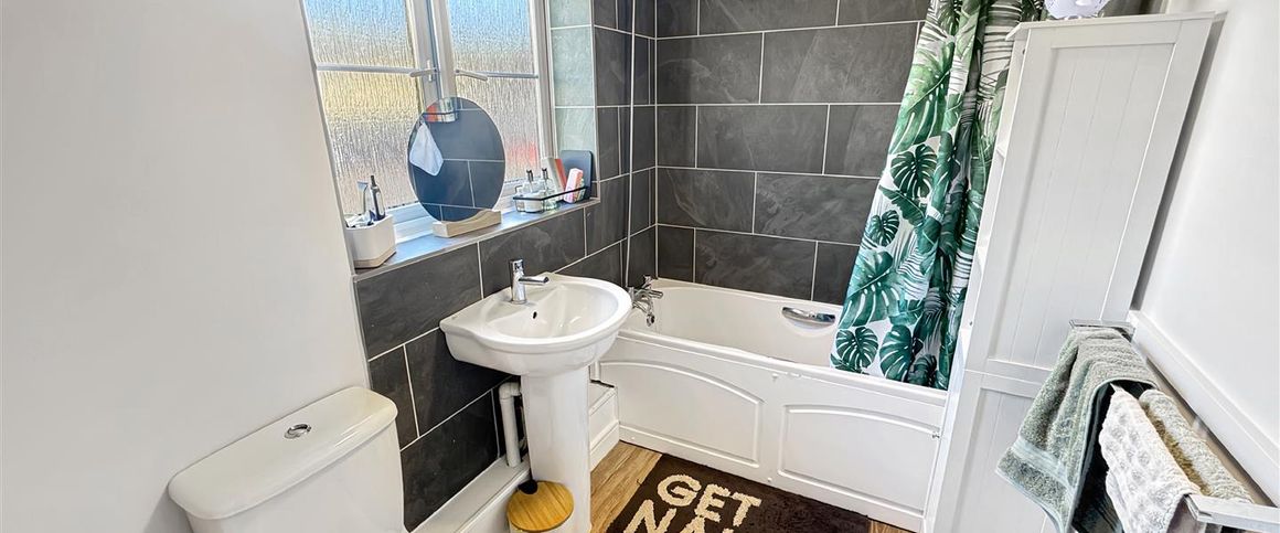 35 Gresley Drive, Braintree, CM7 3BX - Photo 1