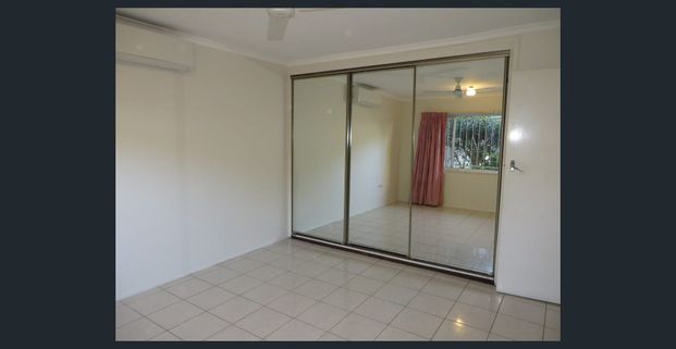 HUGE SPACIOUS HOUSE with a fireplace - Photo 1