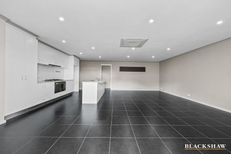 1/7 Murruba Place, Jerrabomberra NSW 2619 - House For Rent | Domain - Photo 4