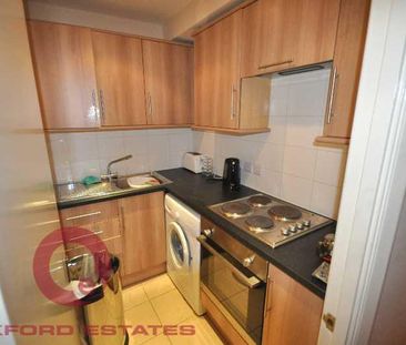 Studio to rent - Photo 6