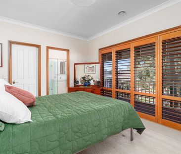 Large Family Home - Photo 5