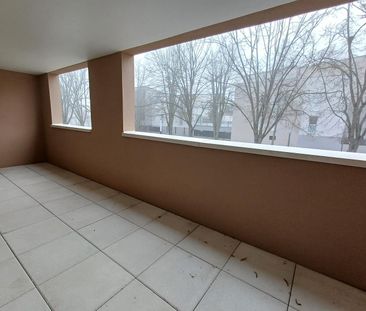 location Appartement T3 DE 68.11m² À CHARTRES - Photo 1