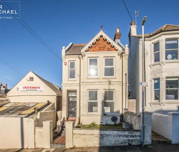 5 bedroom detached house to rent - Photo 2