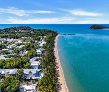 Corner coastal retreat – Furnished apartment moments from the beach - Photo 2