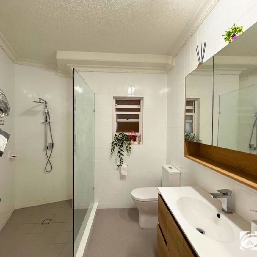 Effortless beachside living - Photo 1