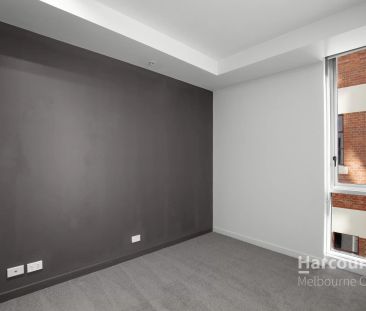 Modern Two Bedroom Living with Balcony & Secure Parking - Unfurnished - Photo 1