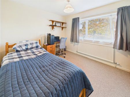 4 bedroom terraced house to rent - Photo 5