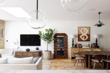 4 bedroom semi-detached house to rent - Photo 5