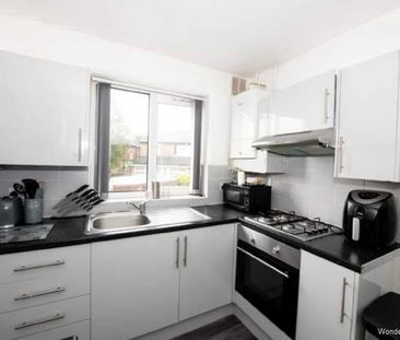 3 bedroom property to rent in Manchester - Photo 1