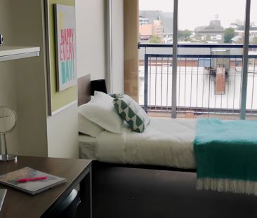 1 Bedroom Apartment Deluxe balcony - Photo 2