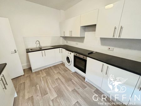 Princes Road, Romford, RM1 - Photo 5