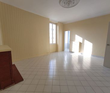 Location Appartement 2 pièces 49m² - Photo 2