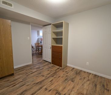 For Lease - 6053 Leeside Crescent Unit# BSMT, Mississauga, Ontario - Photo 1