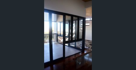 4x2 home for lease in East Fremantle - Photo 5