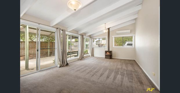 Beach house in amazing location! - Photo 1