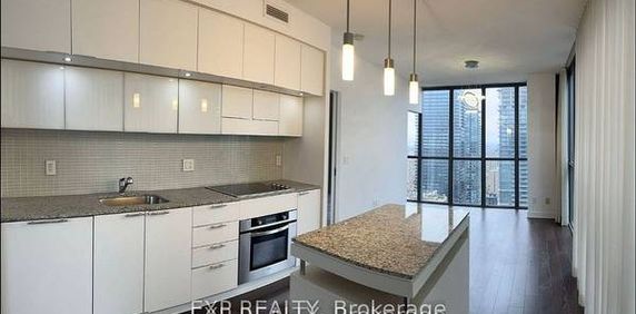 Bloor/Jarvis-Modern Spacious 2Bdrm 2Bath - Photo 2