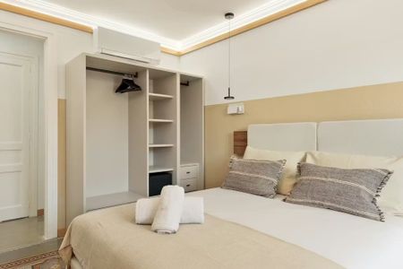 Carrer del Consell de Cent, Barcelona, Catalonia 08009 - Foto 4