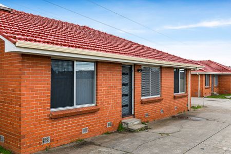 4/39 St Albans Road, St Albans VIC 3021 - Photo 2