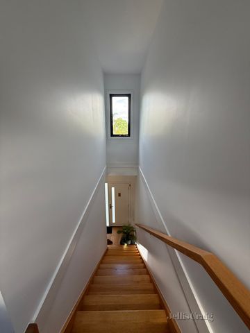 4/4 McComas Street, Reservoir VIC 3073 - Townhouse For Rent | Domain - Photo 3