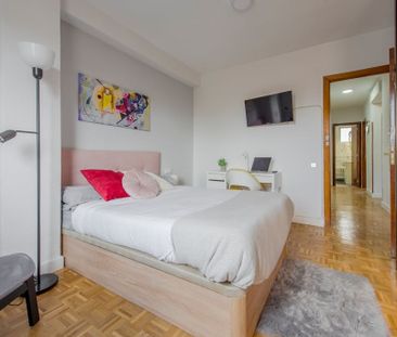 Calle de la Estrella Polar, Madrid, Community of Madrid 28007 - Photo 5