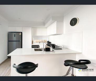 2/10 Torres Street, Loganholme, Qld 4129 - Photo 2