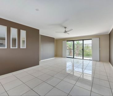 Spacious 3-Bedroom Unit with Resort-Style Facilities – Walk to Grif... - Photo 6