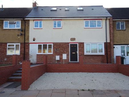Pershore Place, Cannon, CV4 - Photo 3