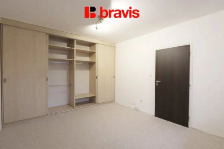 Pronájem bytu 1+1, ul. Filipova, Brno-Bystrc, klidná lokalita s dobrou dostupností - Photo 2