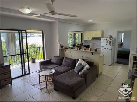 Spacious 2 Bedroom Resort Apartment - Unfurnished - Photo 2