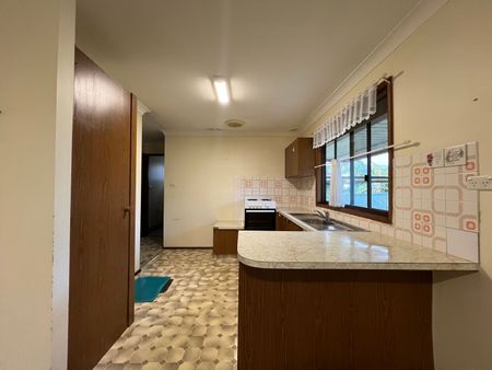 Home For Rent - Photo 5