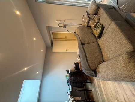 Bed Luxury Student Flat // North Sherwood Street, NG1 - Photo 2