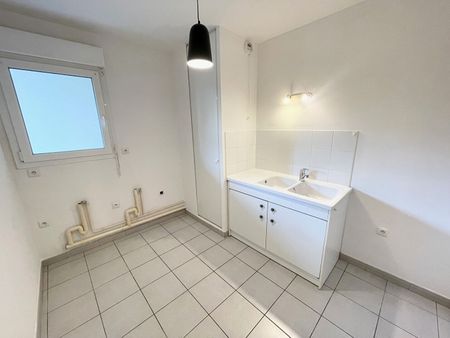 Location Appartement 2 pièces 48m² - Photo 2