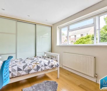 3 bedroom detached house to rent - Photo 5