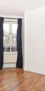 4 bedroom flat to rent - Photo 4