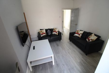 Kenmure Place, PRESTON, Lancashire PR1 6DD - Photo 5