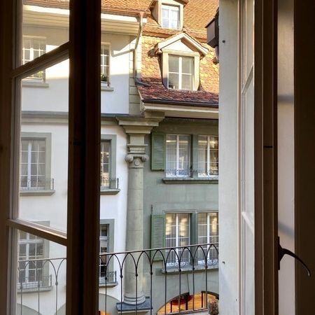 APPARTEMENT 3 PIÈCES À BERNE - VIEILLE VILLE, MEUBLÉ, TEMPORAIRE - Foto 1