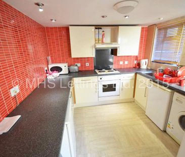 2 Bedroom Flat for rent in Estcourt Avenue - Photo 1