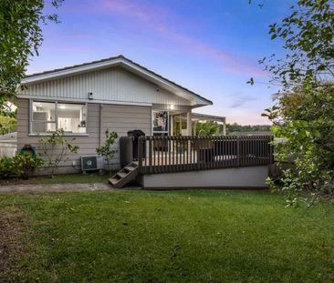 4 bedroom plus external rumpus in beautiful Bayview. - Photo 4