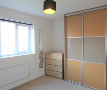 2 bedroom townhouse to rent - Photo 3