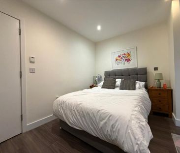 Studio to rent - Photo 2