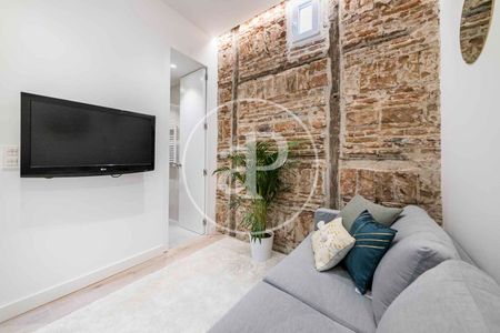 Flat for rent in Santa Engracia. - Photo 3