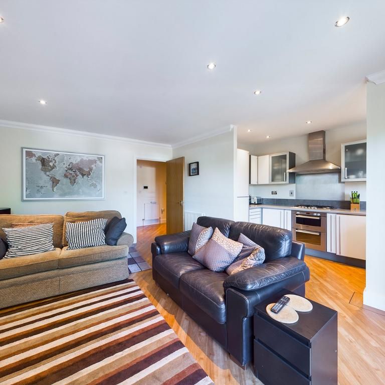 2 bedroom apartment to rent - Photo 1